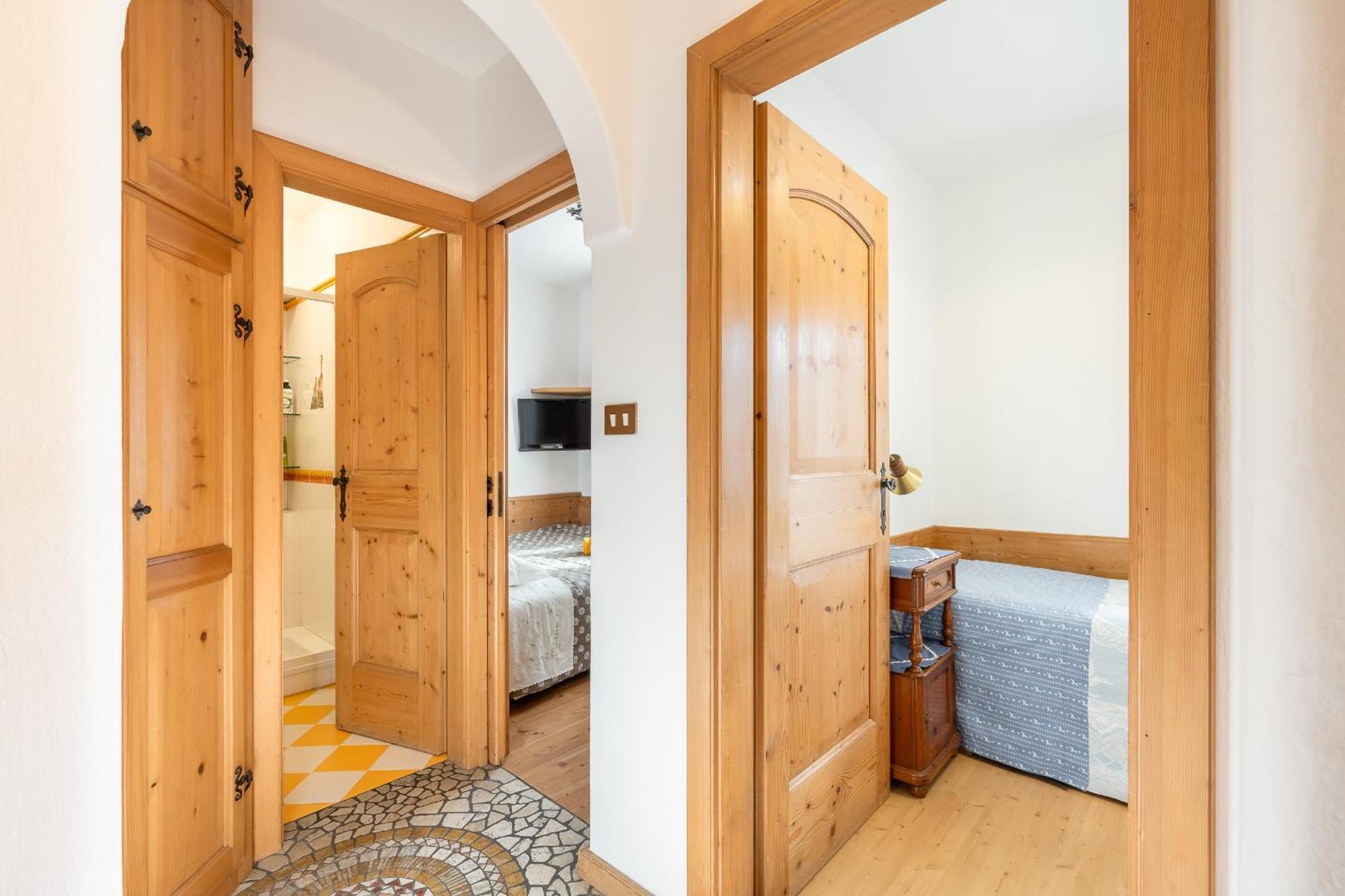 Olimpia Lodge Cortina d'Ampezzo Luaran gambar
